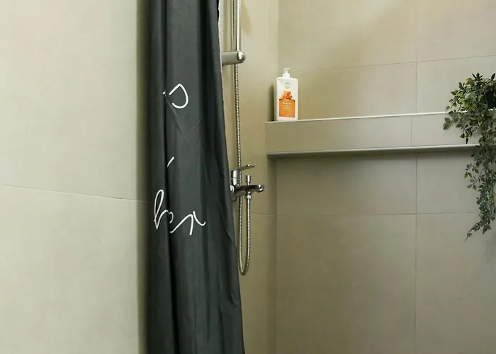 Gaia Modern House