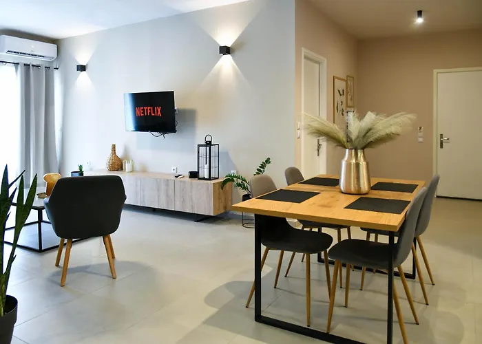 Daire Gaia Modern House